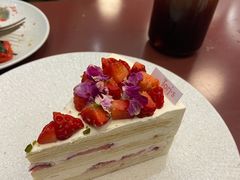 草莓乌龙千层蛋糕-Toris(LuOne凯德晶萃广场店)