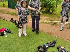 -亲兄弟真人CS团建拓展基地