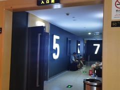 -至潮影城(庆春路锦和大厦店)