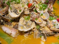 -鸣记脆皮烤鱼·海鲜烤鱼(三八广场店)
