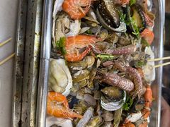 -老东镇啤酒屋海鲜加工·蒸汽海鲜·海鲜烧烤(台东店)