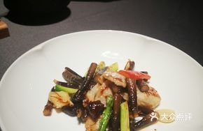 Stir-fried Pork with Termitomyces and XO Sauce