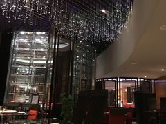 -上海滴水湖皇冠假日酒店