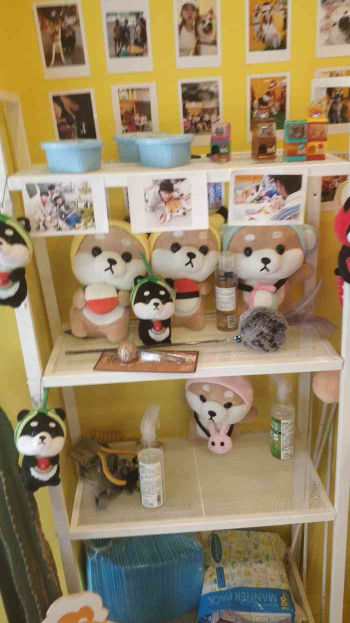 八千公茶饮(春熙店)-"这家店可以说是很有特点了[悠闲]封杯都是.