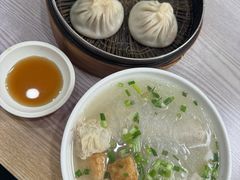 -珊珊小笼馆(仙霞路店)