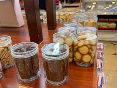 -红宝石·鲜奶小方·海派西点房(南丹店)