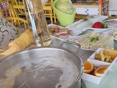 -花田煮鲜牛肉火锅(钟楼众汇店)