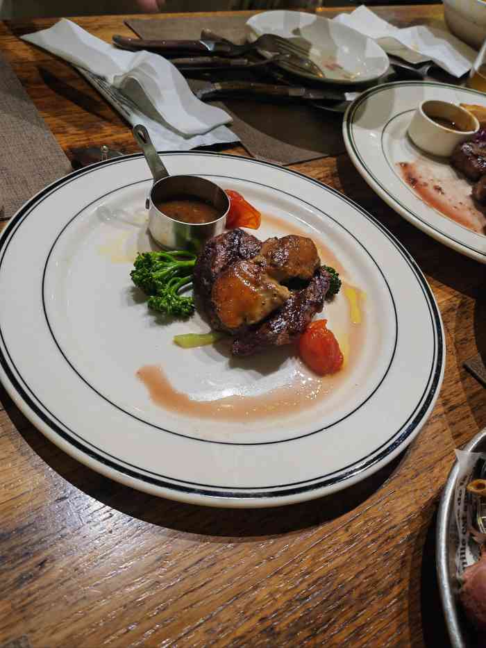 食间牛排(湖西路店)-"口味不错,带孩子过生日,一家四口人,团购.