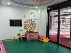 -雅悦齿科(顾村公园店)
