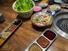 -明洞阿姨·韩式酱蟹烤肉·创意料理(三元桥店)