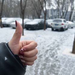 -尤米一站式美甲美睫