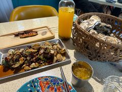 -蚝堡·生蚝海鲜烧烤物种起源•海肠捞饭(刘公岛店)