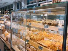 面包甜点陈列柜-面包新语(无锡M会员店)