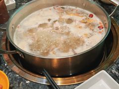 本鸡鸡窝-一席地·本地鸡窝·杭帮鸡火锅(萧山银隆百货店)