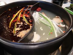 -钢管厂五区小郡肝串串香(奥克斯广场锦城万达店)