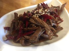 -兔行天下-鸿鹤鲜锅兔(中海国际店)