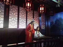 -金石蜡像馆