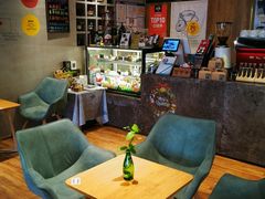 -ZING COFFEE 镜咖啡