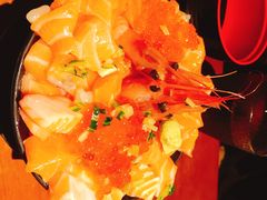 三文鱼火山丼-魔丼屋(日月光店)