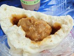 -白玉兰食品甜凤店(合生汇店)