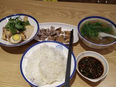 白斩鸡套餐-禧凰·老上海白斩鸡辣肉面店