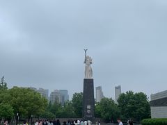 -侵华日军南京大屠杀遇难同胞纪念馆-停车场