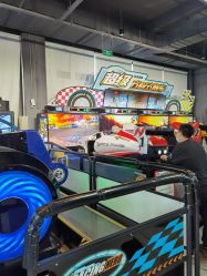 -嗨翻Hi-Fun竞技主题乐园·蹦床团建生日聚会(五棵松华熙店)
