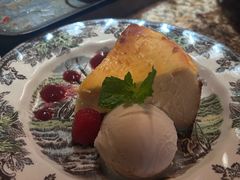 -BROWNSTONE布朗石西班牙餐厅(富城店)