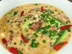酸菜虾菇-柠静私家菜(石板巷店)