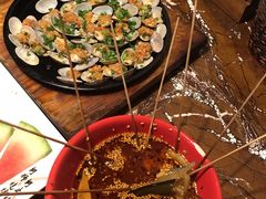 -何师烧烤·香辣蟹·川菜·30年老品牌(太古里旗舰店)