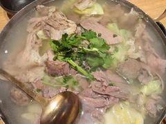 -川堂风·跷脚牛肉·乐山爆炒(宝山日月光店)