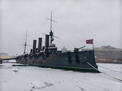 -阿芙乐尔号巡洋舰