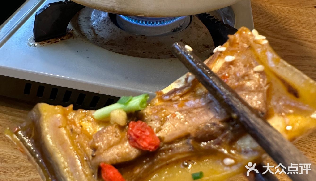 吃甲鱼的专门店  达人甲.砂锅甲鱼