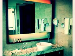 浴室-上海龙之梦万丽酒店