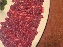 -左庭右院鲜牛肉火锅黑金店(陆家嘴中心店)