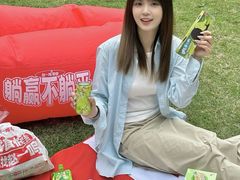 -赵一鸣零食(广州荔湾路店)