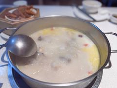 -煲王粤菜餐厅(中侨中心店)