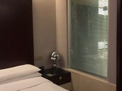 -上海龙之梦万丽酒店