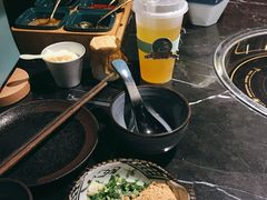 -小椒娘撒椒鱼火锅(三八广场店)