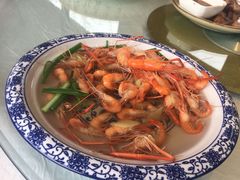 盐水河虾-两户人家农家乐
