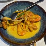 两人餐一共花了220,菜还剩很多吃不完