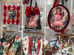 -恋物百货商店(华侨城店)