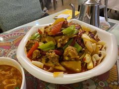 新疆大盘鸡-新疆红柳花餐厅(新洲店)