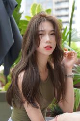 -十六番发型师事务所