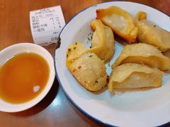 -舒蔡记生煎菜饭(云南中路店)