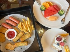 -梁鸿湿地丽笙度假酒店大堂吧