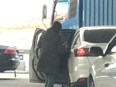 -中国石化武宁路加油站