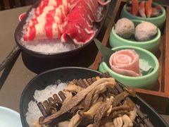 -捞王锅物料理(上海世茂广场店)
