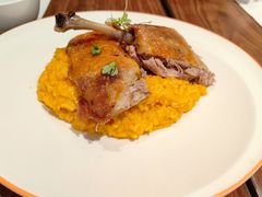 -港丽餐厅(正大店)