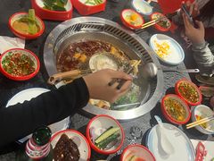 -醉董牛川派鲜肉自选火锅(烟台店)